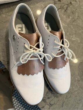 FJ Women's White and Rose Gold Golf Shoes